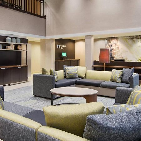 מלון Courtyard By Marriott Springfield Airport מראה חיצוני תמונה